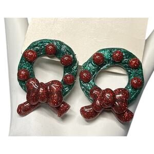 Soft Resin Glittery Christmas Wreath with Bow Pierced Earrings